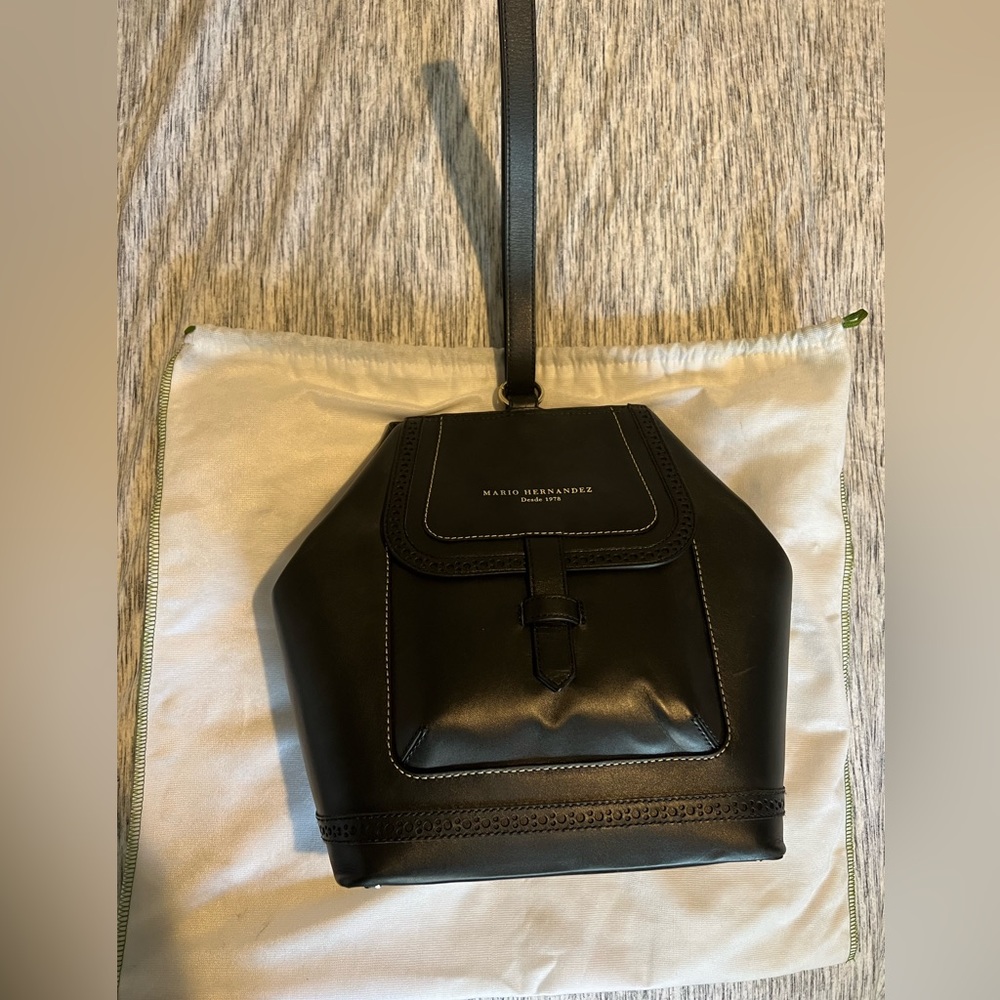 Mario Hernandez leather tote